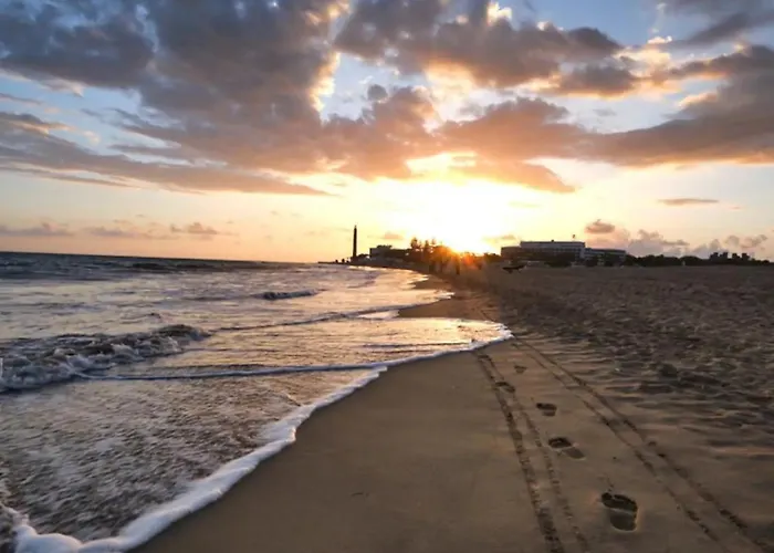 En La Playa 2 Y Piscina Apartment *